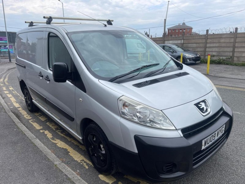 PEUGEOT EXPERT 1.6 HDi Professional L1 H1 4dr