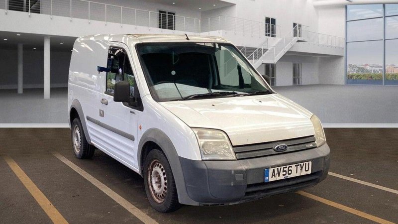 FORD TRANSIT CONNECT 1.8 TDCi T220 L L1 H1 4dr